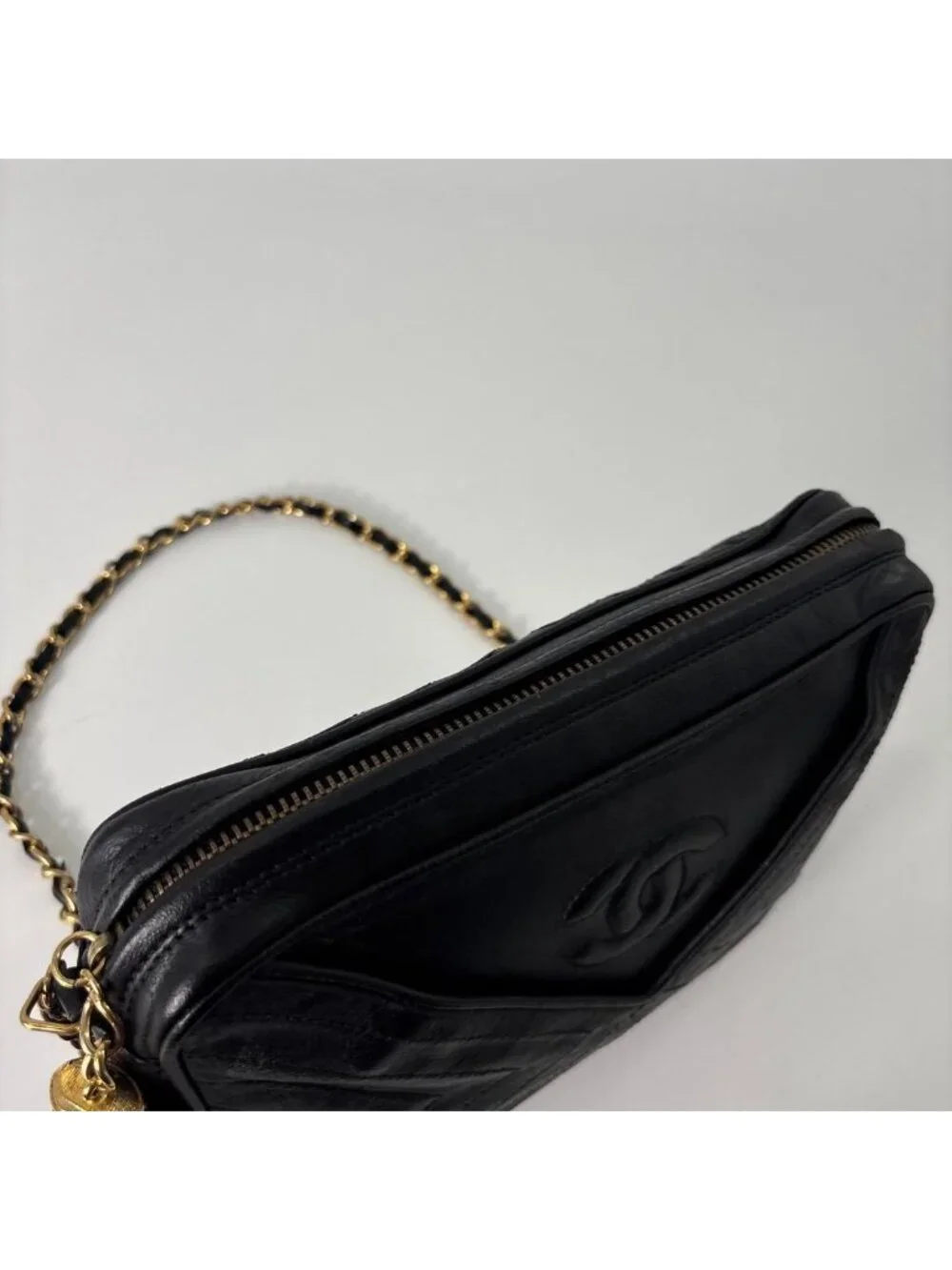 Chanel Stitch Lambskin Shoulder Bag Black